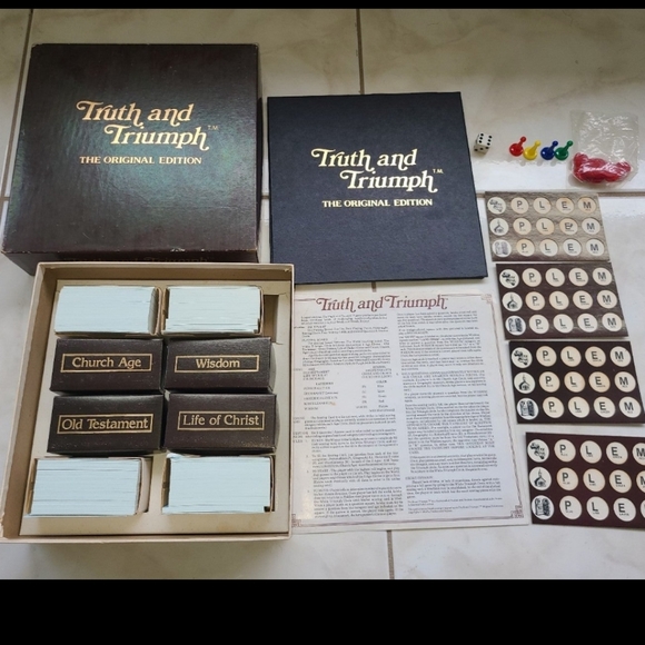 Truth And Triumph The Original Edition Board Game Vintage 1984 - Picture 1 of 6